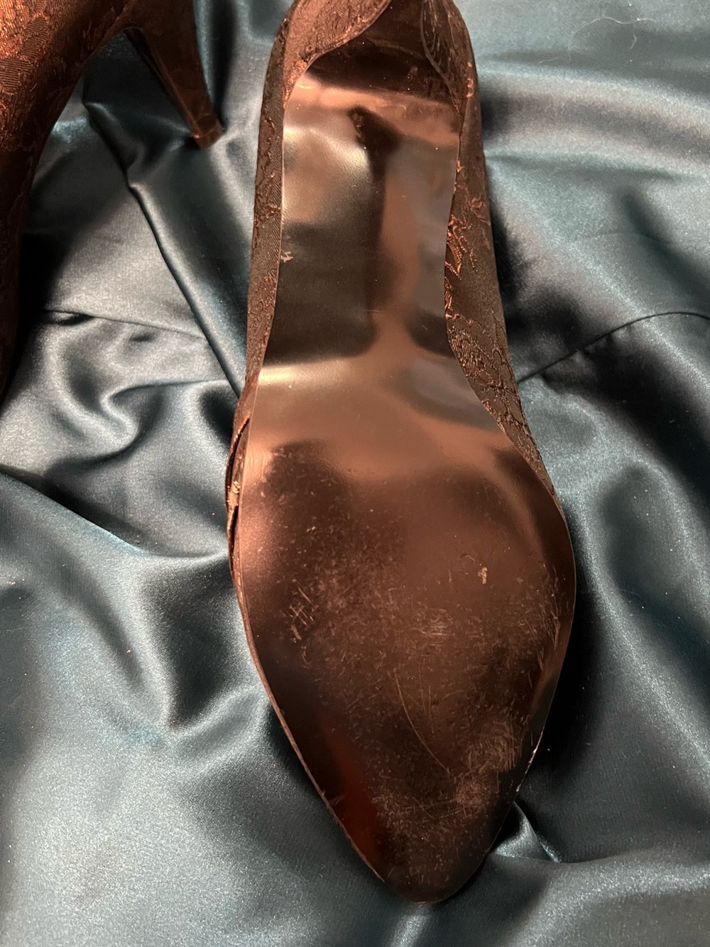 Floral Lace Pointed-Toe Brown Heels - Picture 3 of 5